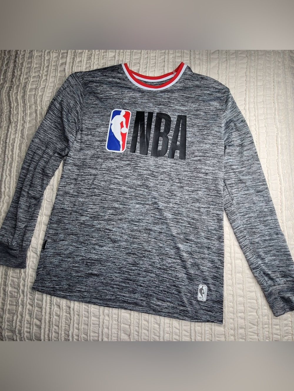 Men’s NBA Long Sleeve Dri-Fit Shirt – Medium